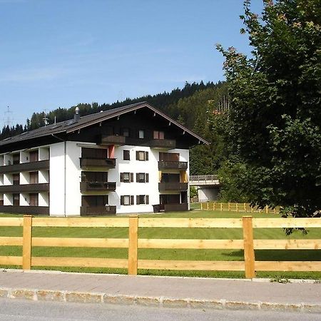Living Appartement Flachau Luaran gambar